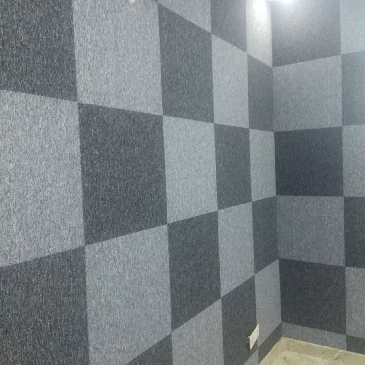 Plain Carpet Tiles Manufacturer Gurgaon